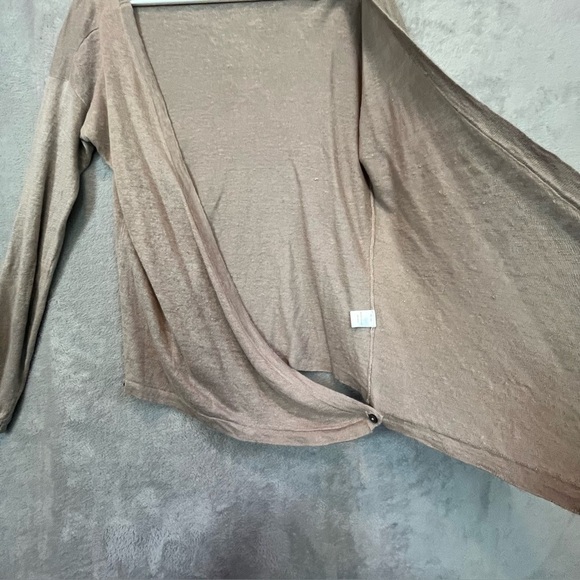 Garnet Hill 100% Linen Tan Wrap Cardigan Size Small Draped - Picture 11 of 16